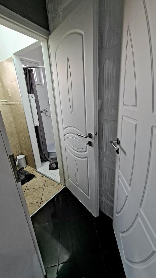Airport Luxury Apartman 42 Vecses Exterior photo
