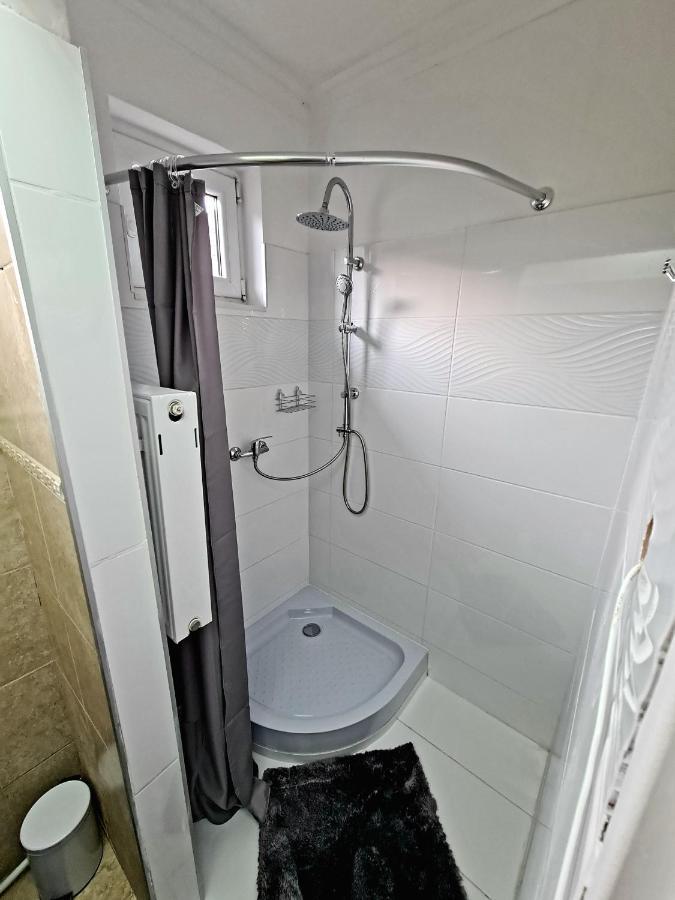 Airport Luxury Apartman 42 Vecses Exterior photo